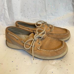 Women’s sherry boat shoes. Size 7. Original tan color. Lightly worn